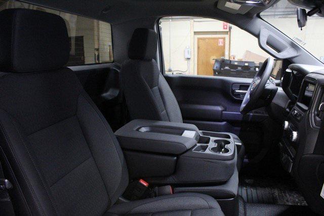 new 2025 GMC Sierra 1500 car, priced at $42,624