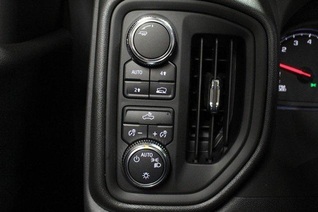 new 2025 GMC Sierra 1500 car, priced at $42,624