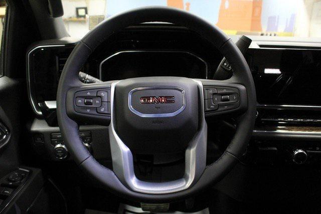 new 2025 GMC Sierra 1500 car, priced at $52,784