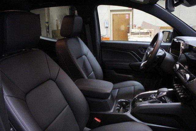 new 2025 GMC Canyon car, priced at $44,395