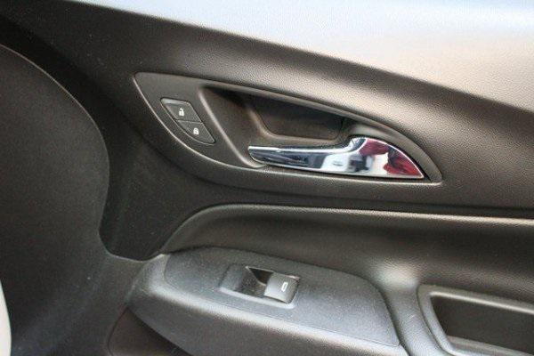 used 2018 Chevrolet Equinox car, priced at $14,900