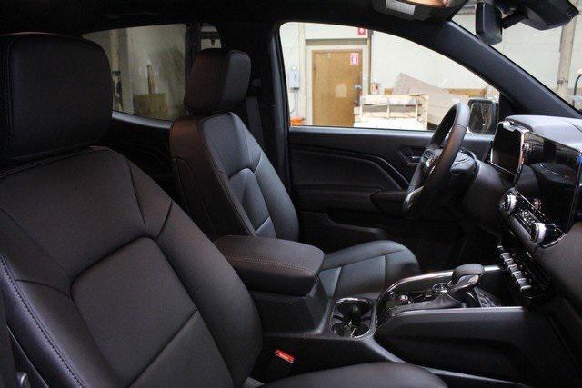 new 2025 GMC Canyon car, priced at $44,395