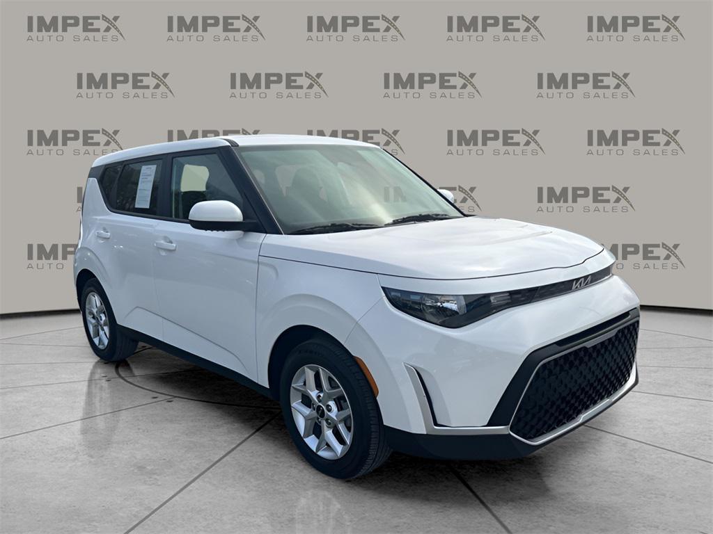 used 2024 Kia Soul car, priced at $17,980