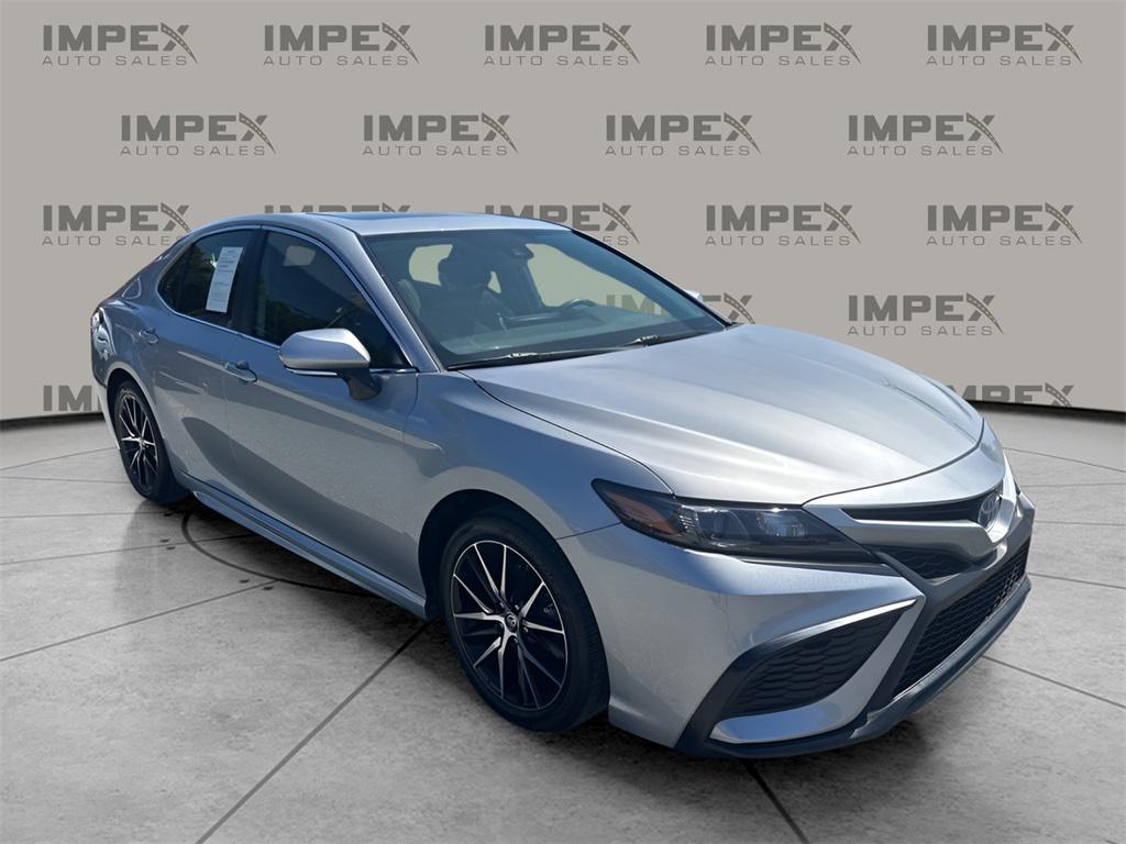 used 2024 Toyota Camry Hybrid car, priced at $27,550