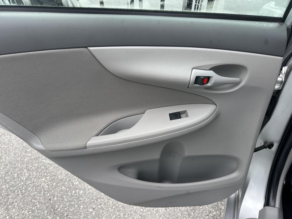 used 2009 Toyota Corolla car