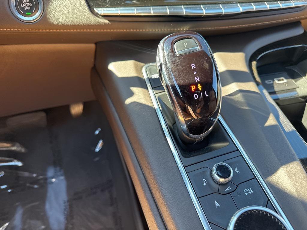 used 2024 Cadillac Escalade ESV car, priced at $70,950