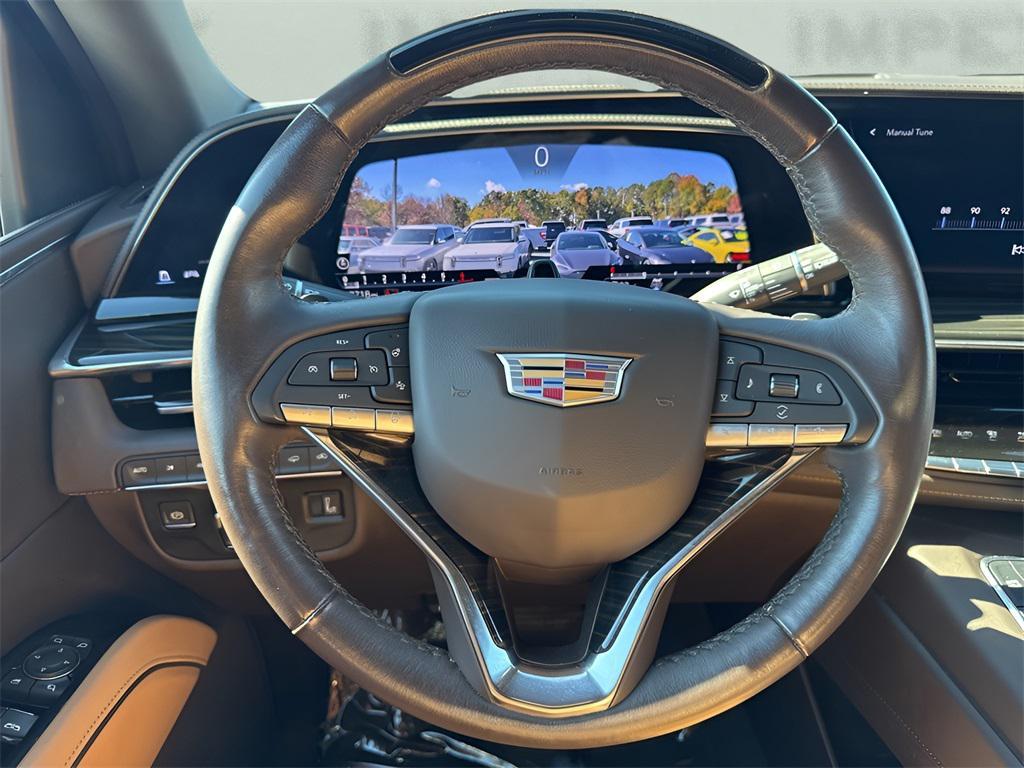 used 2024 Cadillac Escalade ESV car, priced at $70,950