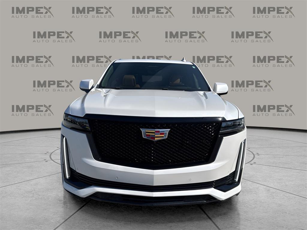 used 2024 Cadillac Escalade ESV car, priced at $70,950