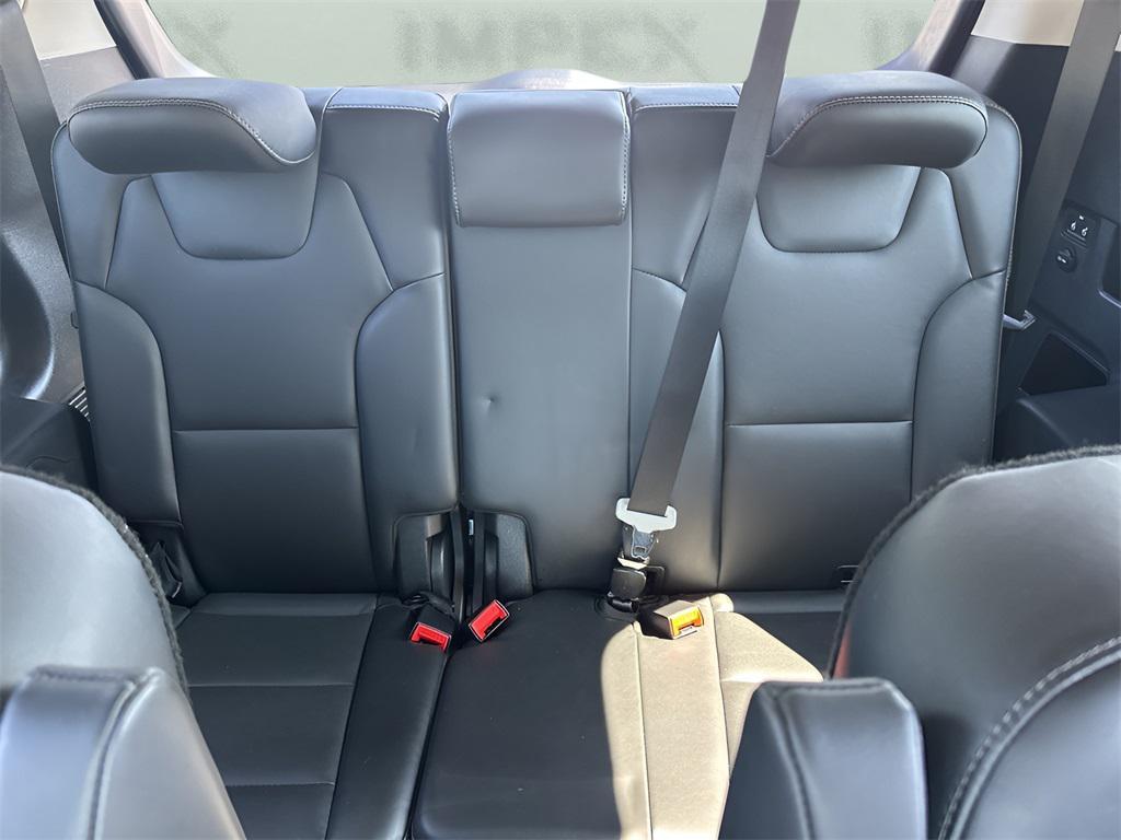 used 2025 Kia Telluride car, priced at $37,450