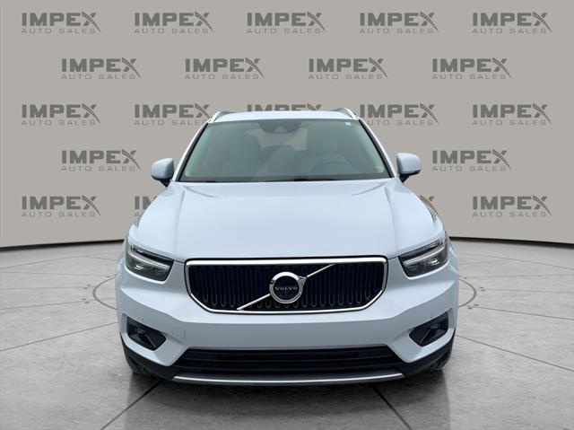 used 2022 Volvo XC40 car, priced at $18,870