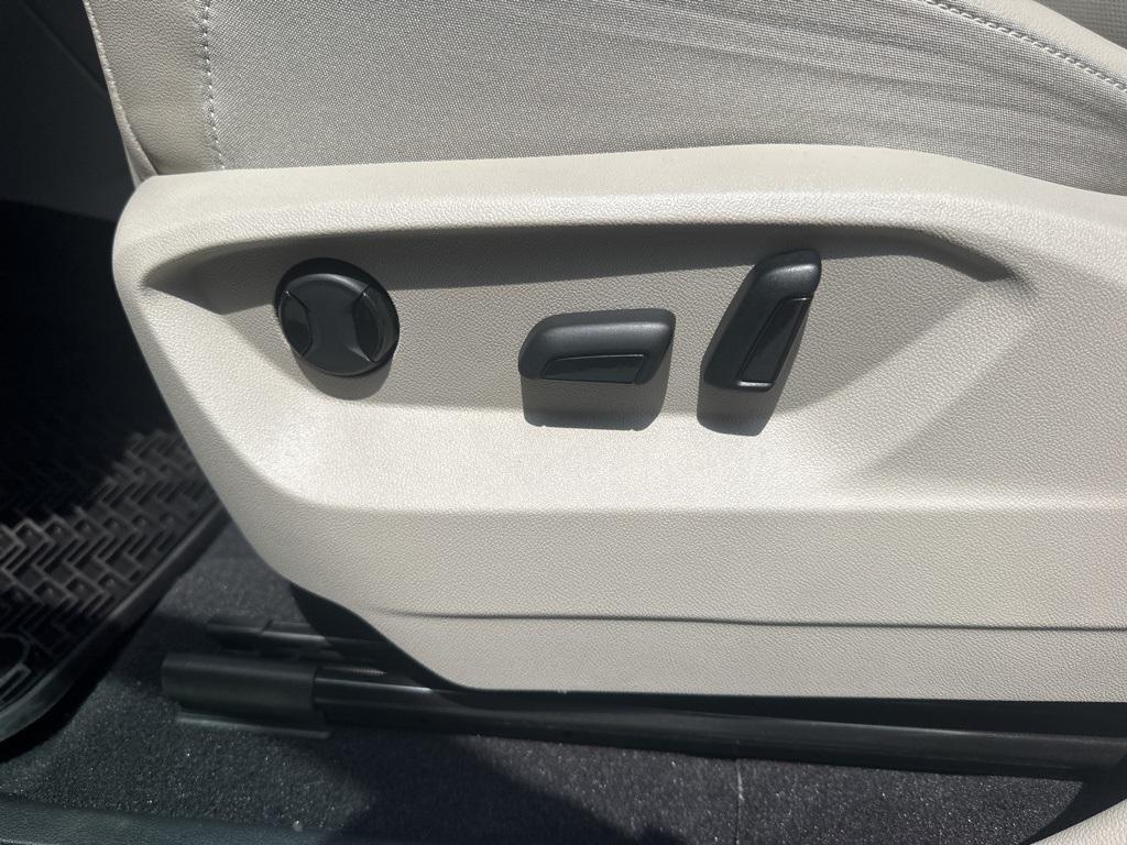 used 2024 Volkswagen Atlas car, priced at $32,950