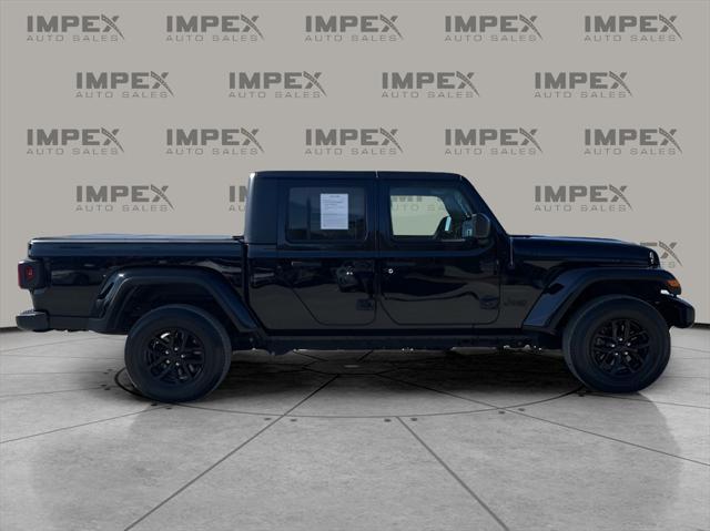 used 2022 Jeep Gladiator car, priced at $32,760