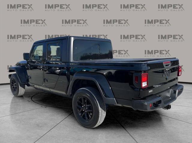 used 2022 Jeep Gladiator car, priced at $32,760