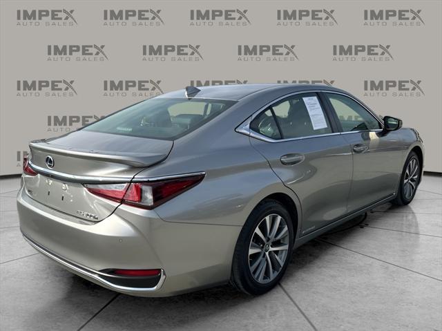 used 2021 Lexus ES 300h car, priced at $31,350