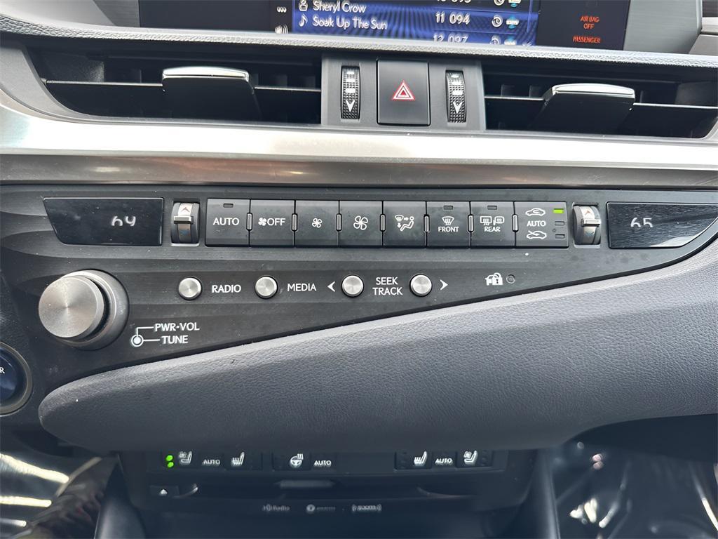 used 2021 Lexus ES 300h car, priced at $29,890