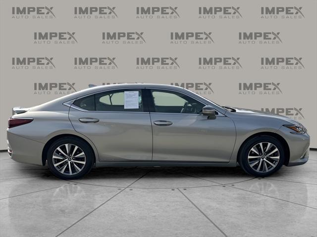 used 2021 Lexus ES 300h car, priced at $31,350