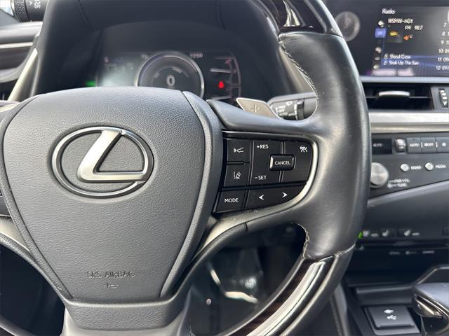 used 2021 Lexus ES 300h car, priced at $31,350