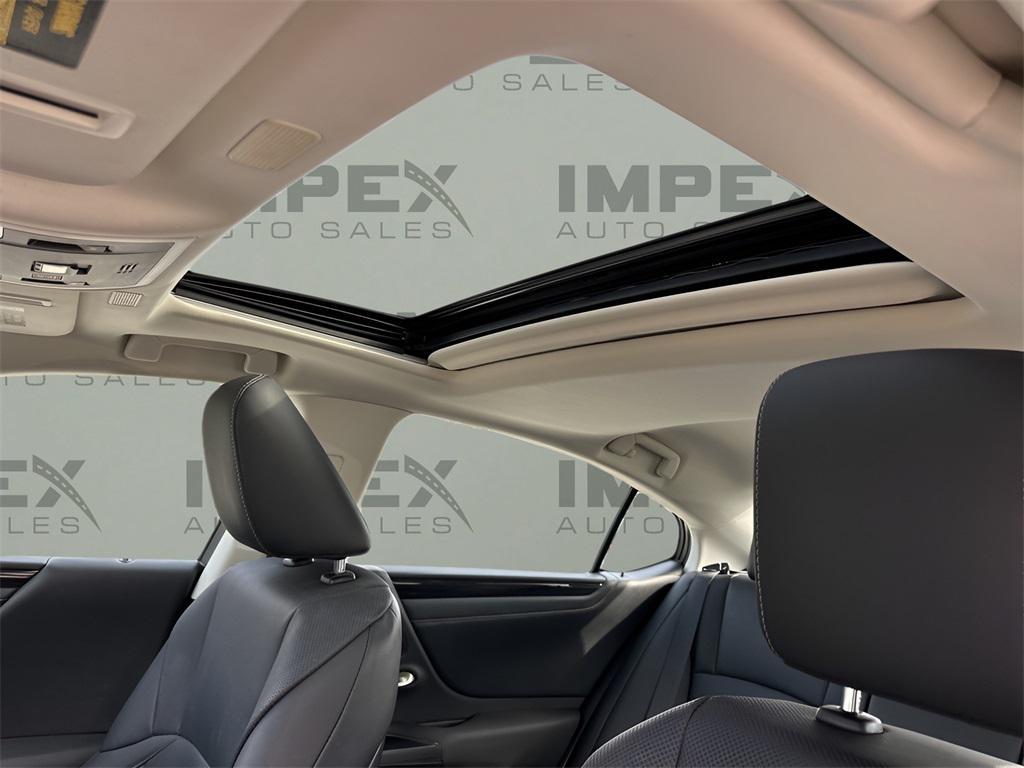 used 2021 Lexus ES 300h car, priced at $29,890