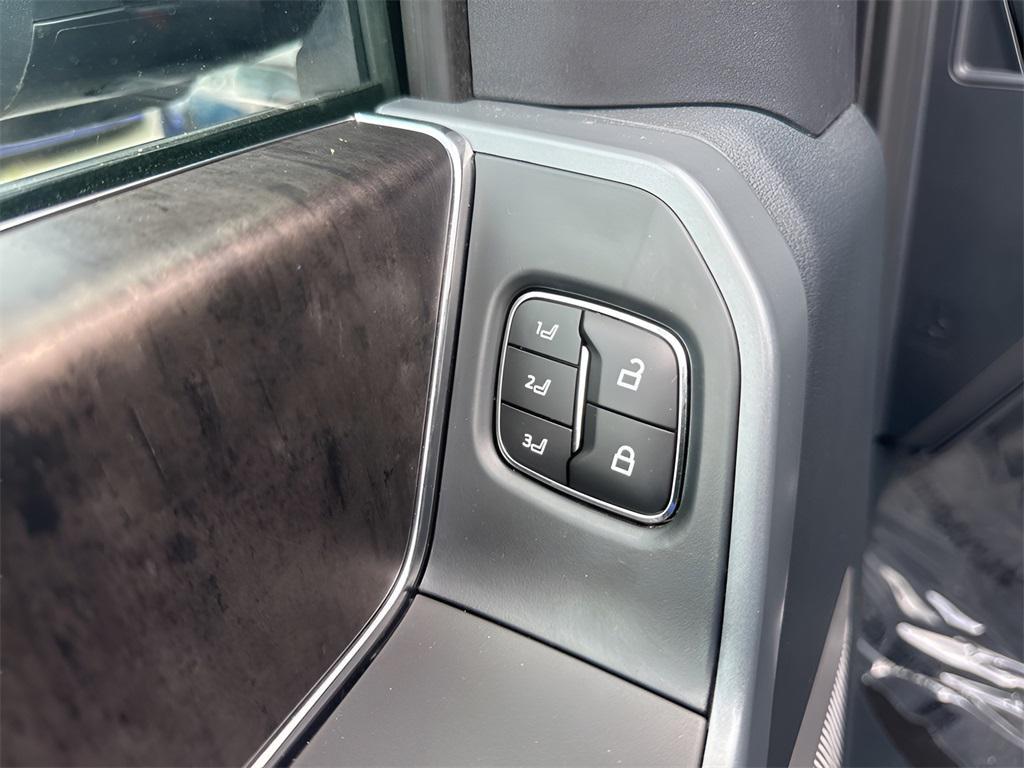 used 2023 Ford F-150 Lightning car, priced at $46,260