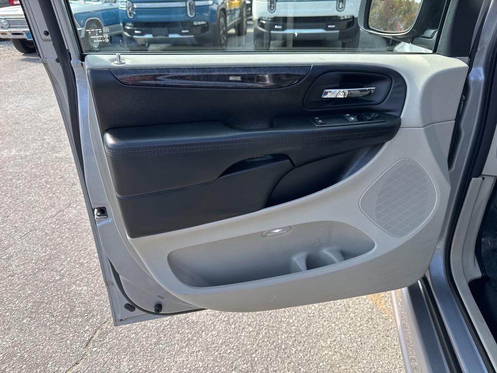 used 2015 Dodge Grand Caravan car, priced at $19,950