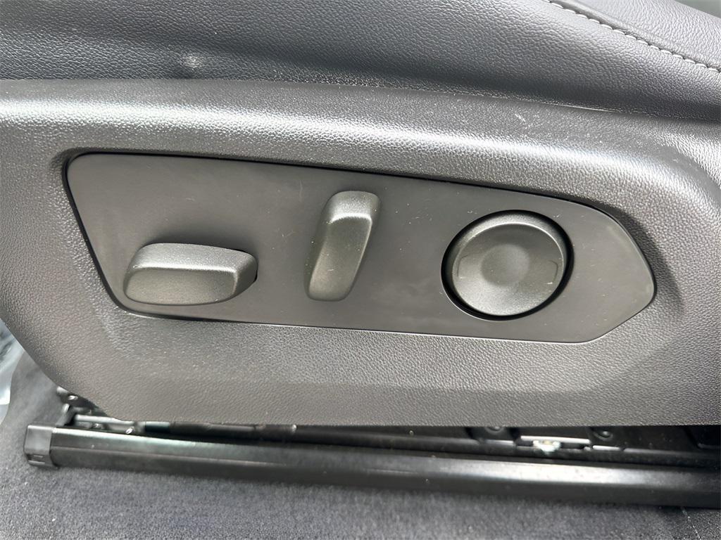 used 2024 GMC Canyon car, priced at $33,450