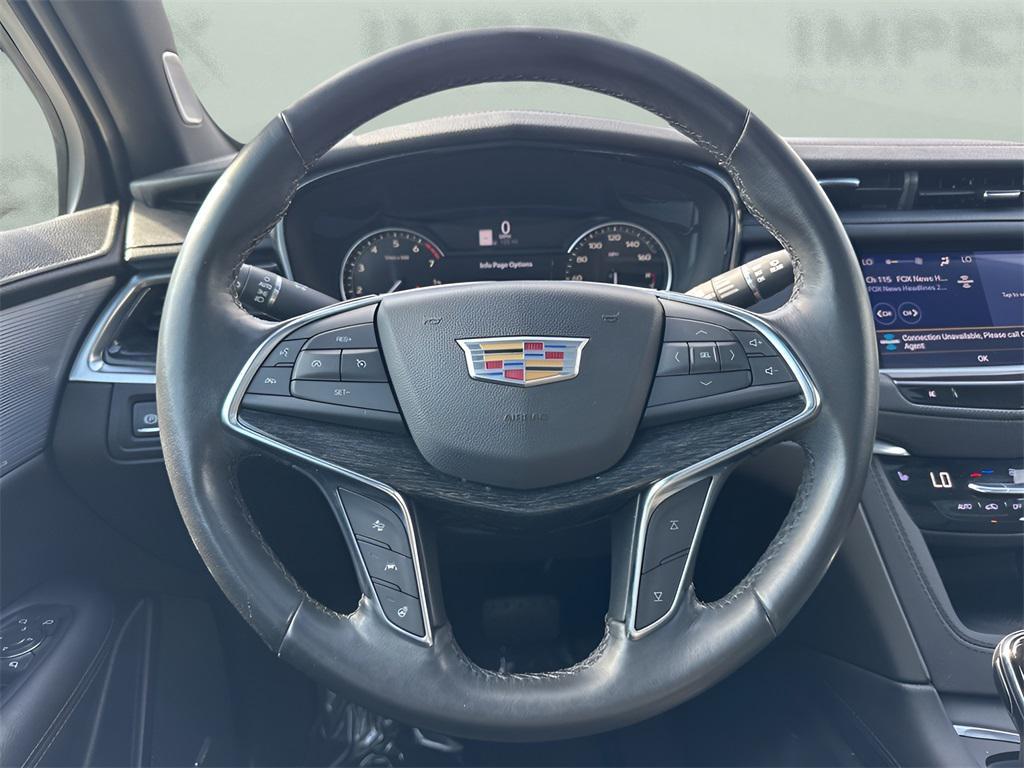 used 2023 Cadillac XT5 car, priced at $27,995