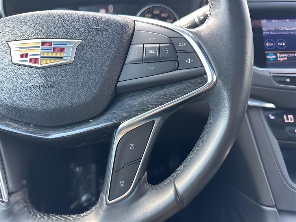 used 2023 Cadillac XT5 car, priced at $27,995