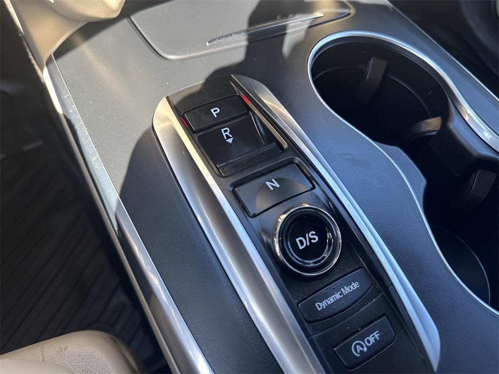 used 2020 Acura MDX car, priced at $21,750