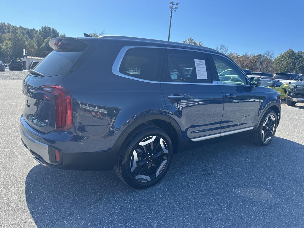 used 2025 Kia Telluride car