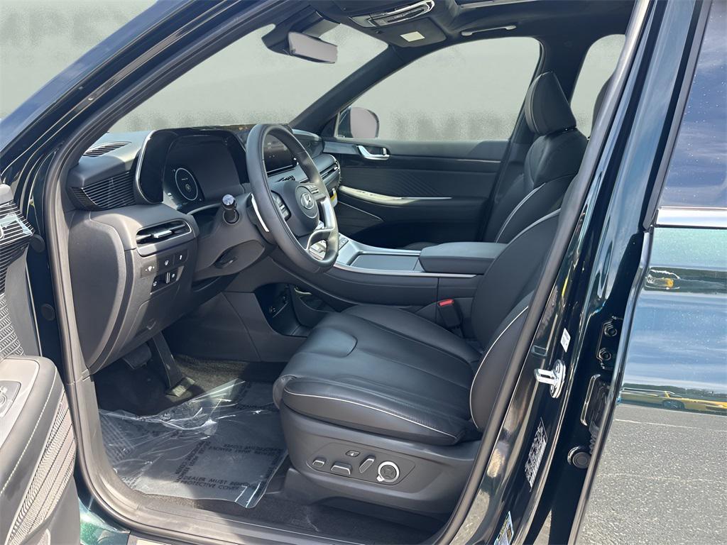 used 2025 Hyundai Palisade car, priced at $47,350