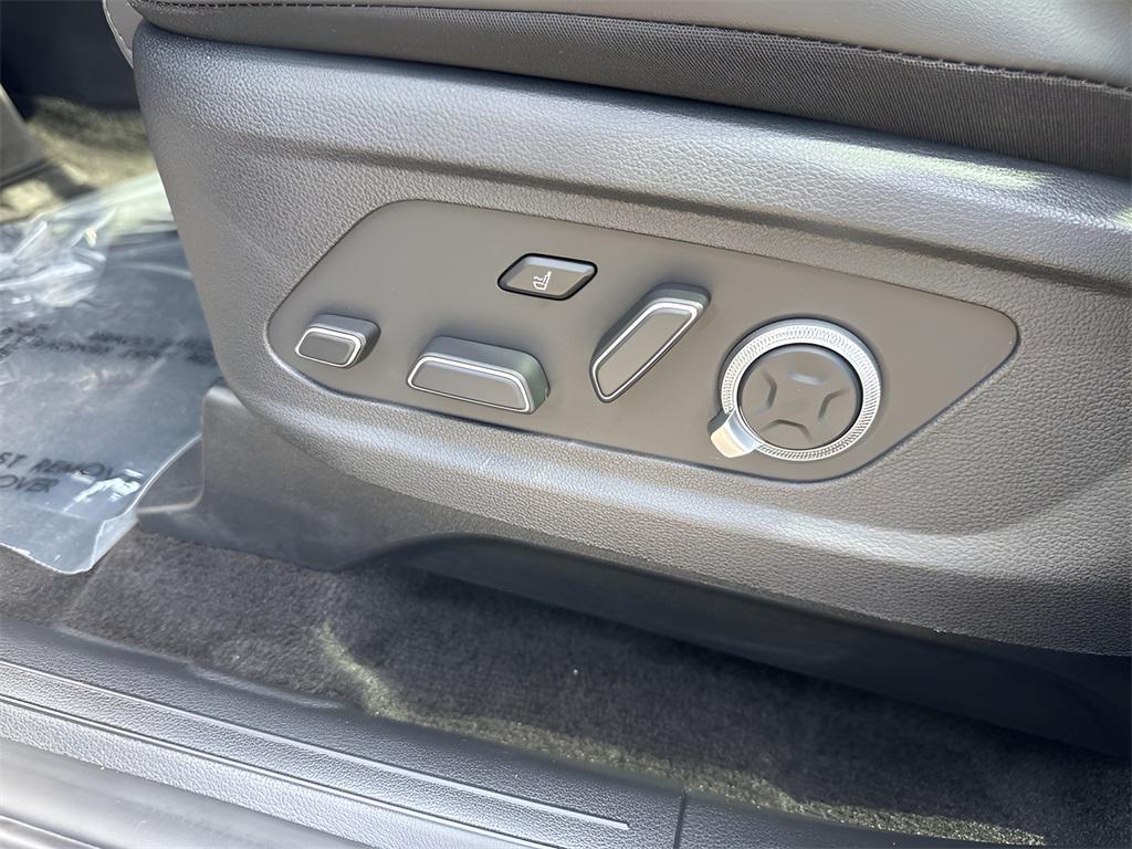 used 2025 Hyundai Palisade car, priced at $47,350