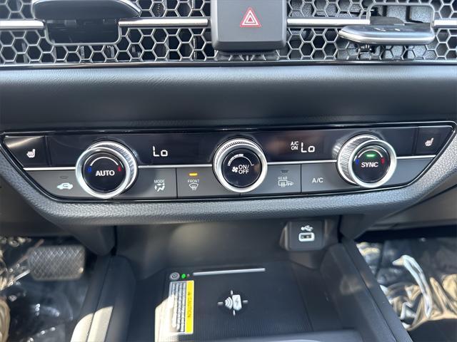 used 2025 Honda HR-V car, priced at $31,680