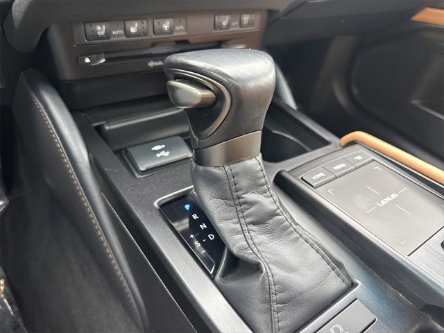 used 2022 Lexus ES 350 car, priced at $37,650
