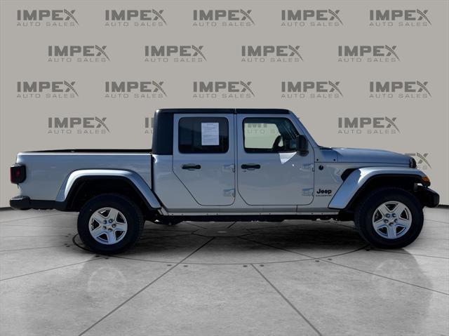 used 2023 Jeep Gladiator car, priced at $28,580