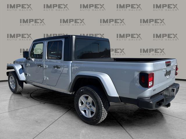 used 2023 Jeep Gladiator car, priced at $28,580