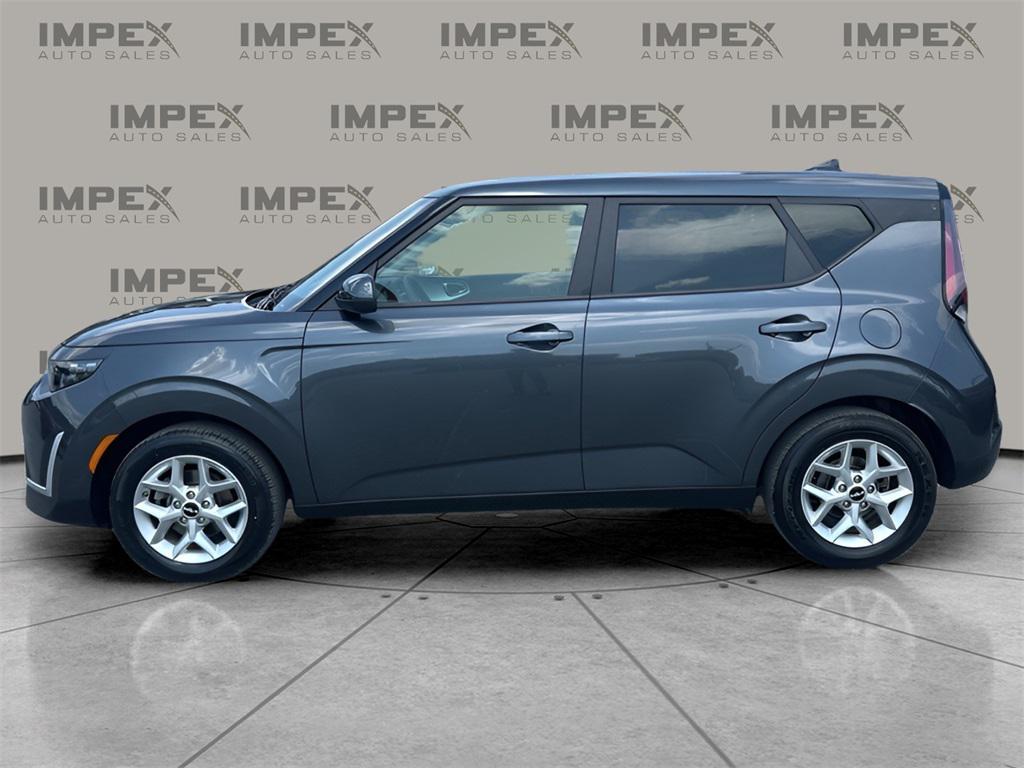 used 2024 Kia Soul car, priced at $17,990