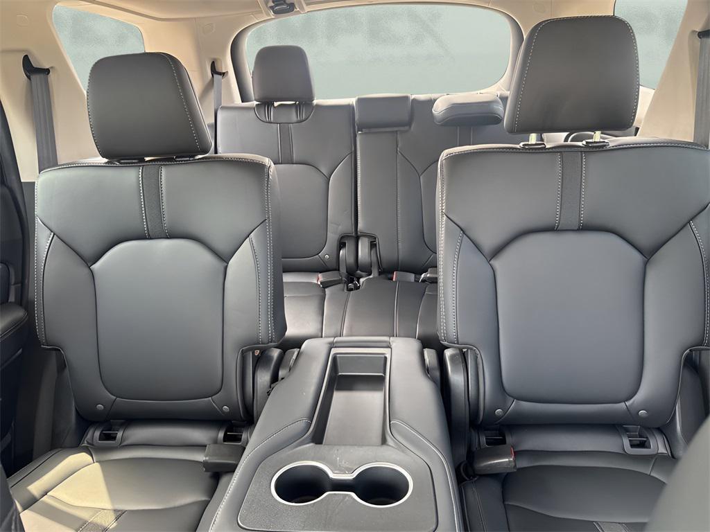 used 2024 Honda Pilot car, priced at $38,500