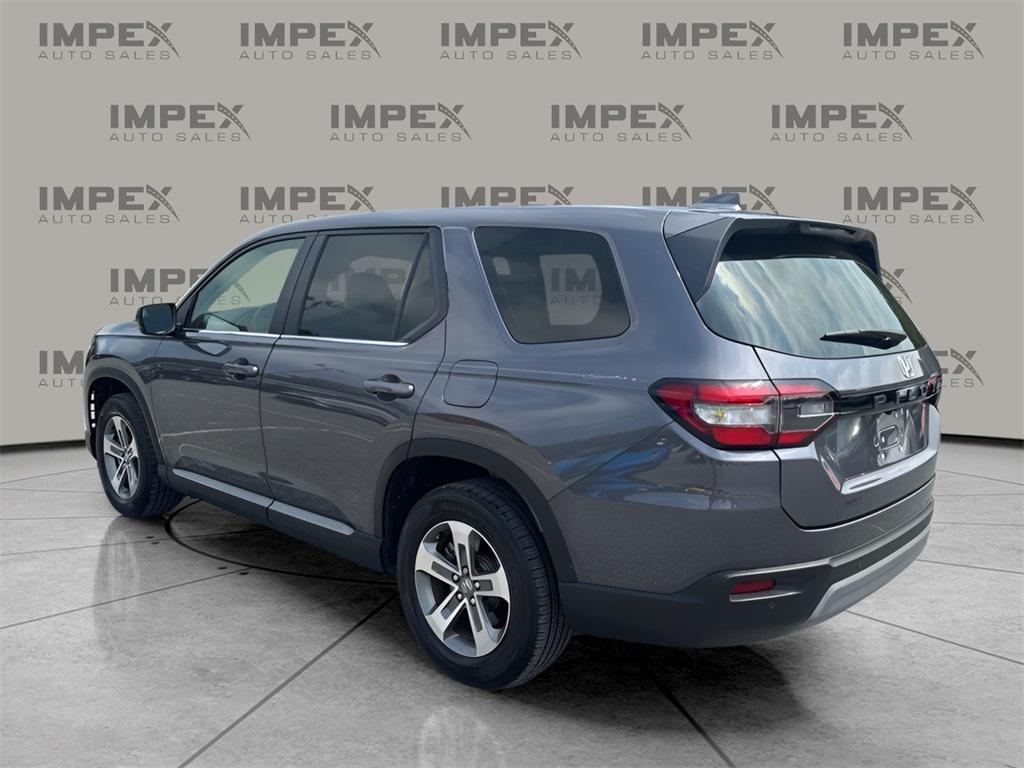 used 2024 Honda Pilot car, priced at $38,500