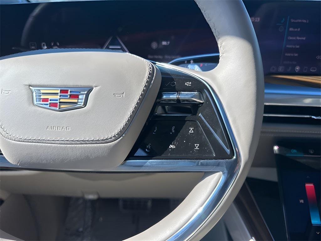 used 2025 Cadillac Escalade ESV car, priced at $124,500