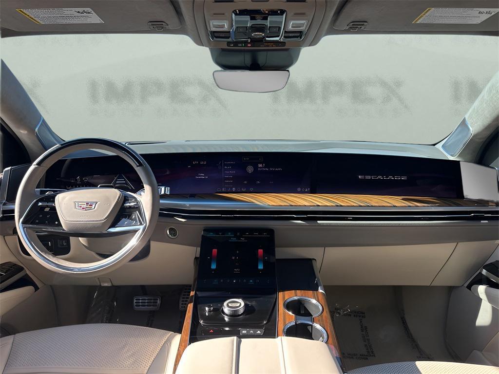 used 2025 Cadillac Escalade ESV car, priced at $124,500