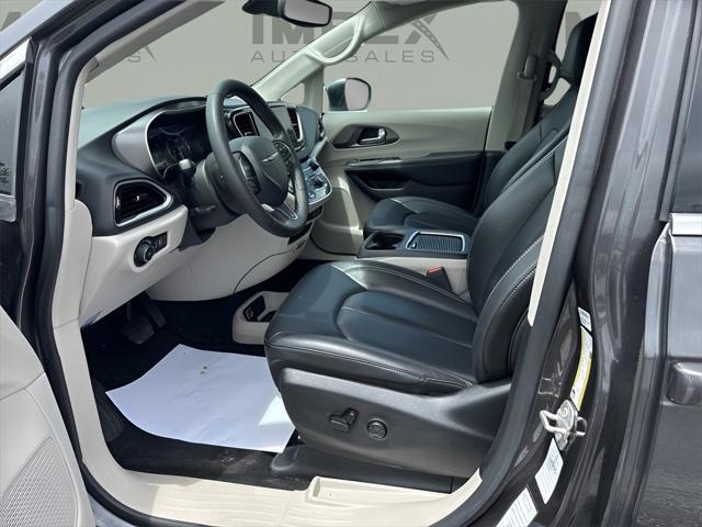used 2023 Chrysler Pacifica car, priced at $23,400