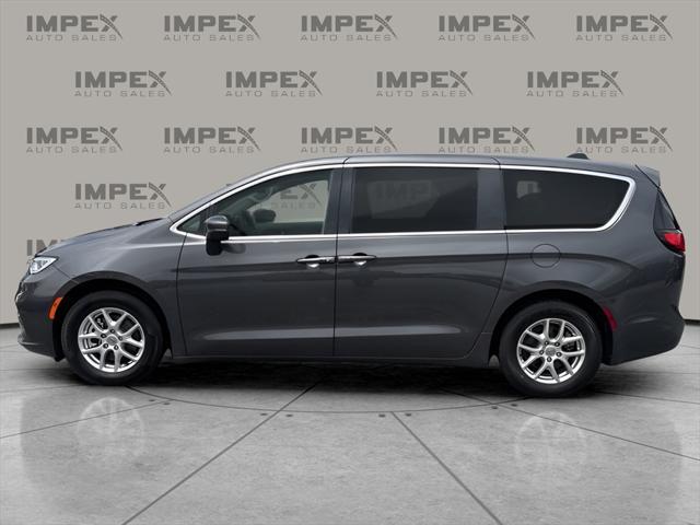 used 2023 Chrysler Pacifica car, priced at $23,400