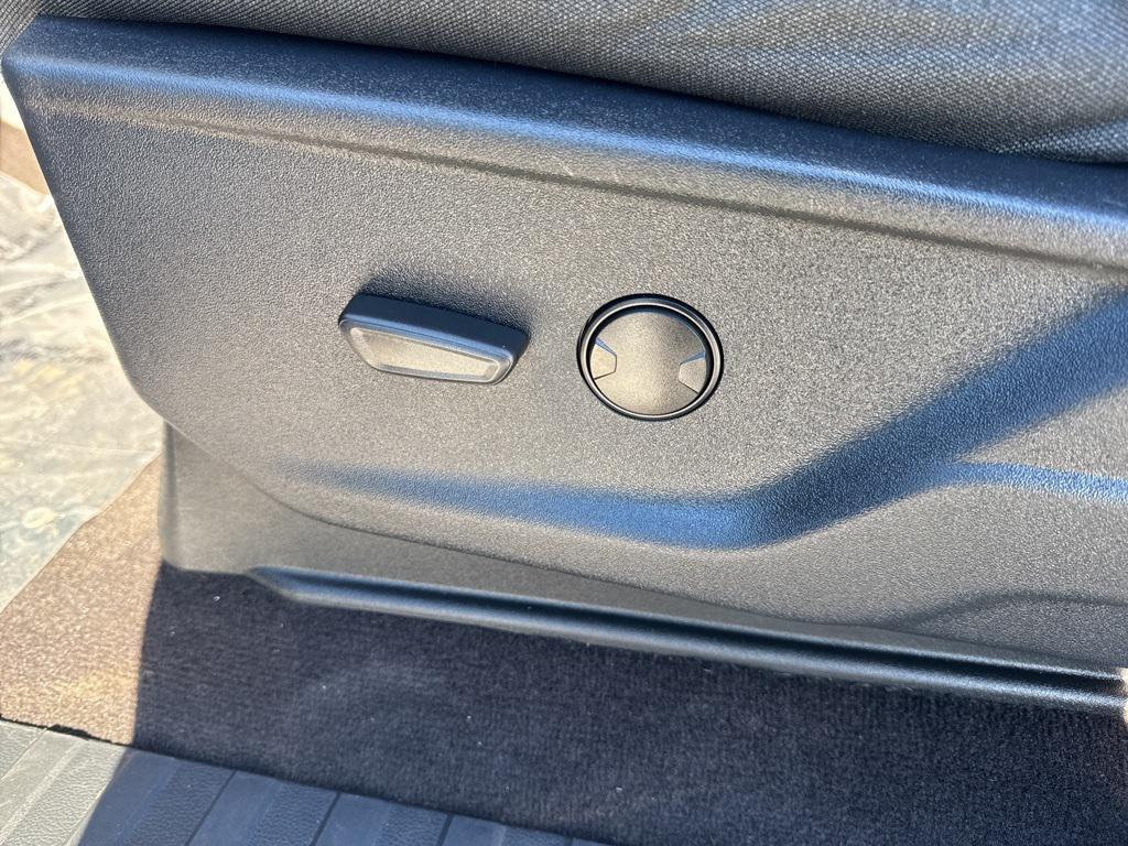 used 2022 Ford F-150 Lightning car, priced at $31,500