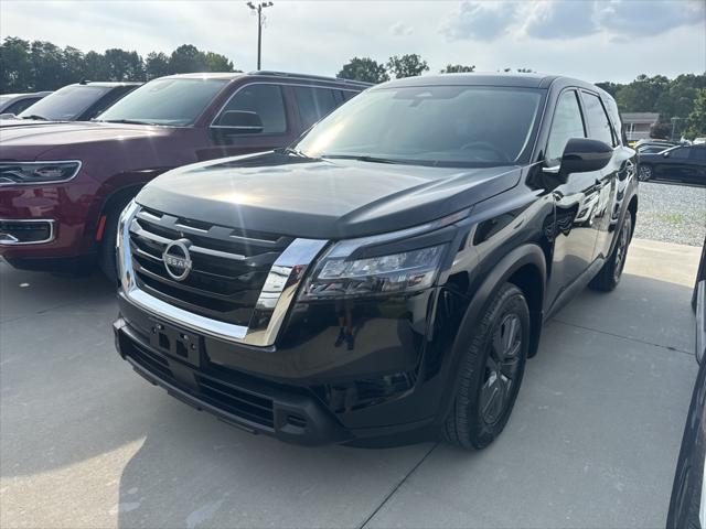 used 2024 Nissan Pathfinder car