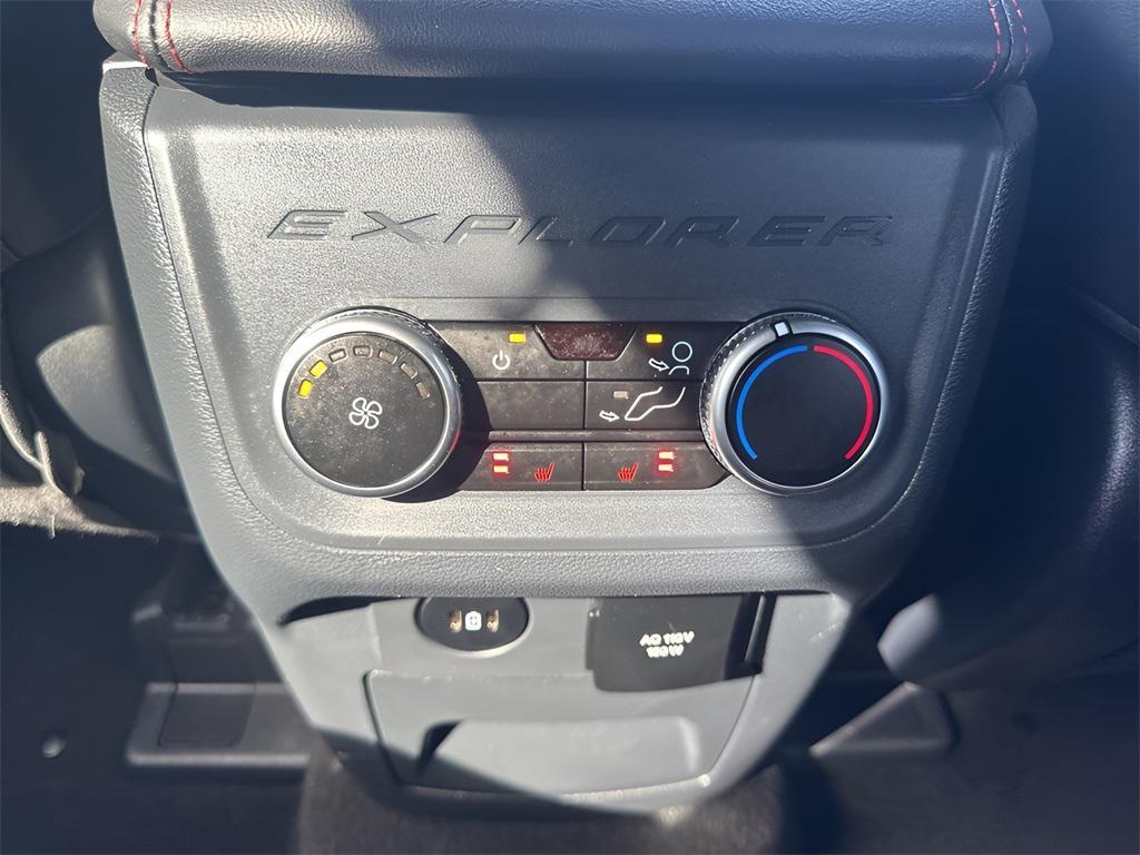 used 2025 Ford Explorer car, priced at $40,250