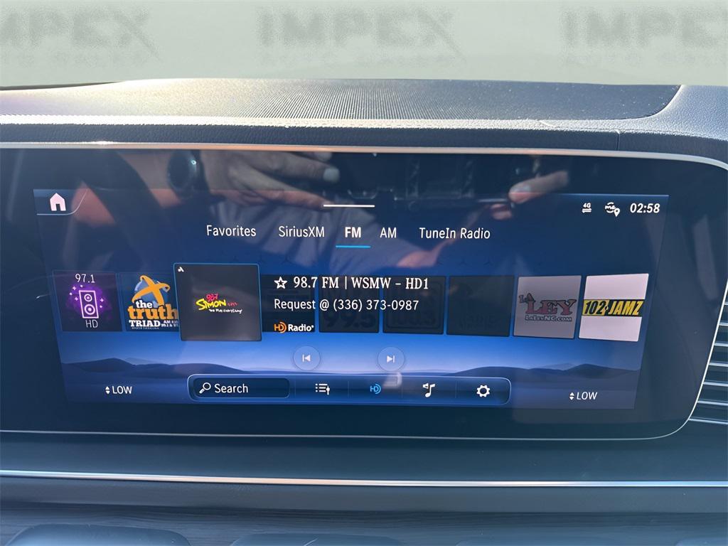 used 2024 Mercedes-Benz GLE 450 car, priced at $60,950