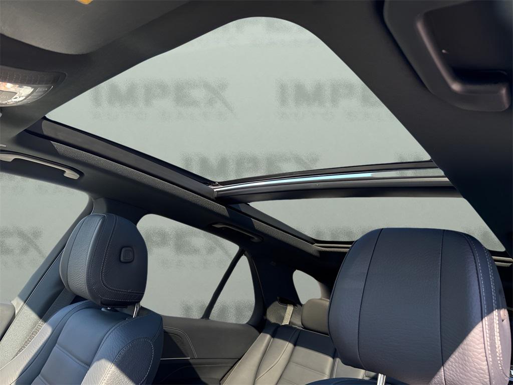 used 2024 Mercedes-Benz GLE 450 car, priced at $60,950