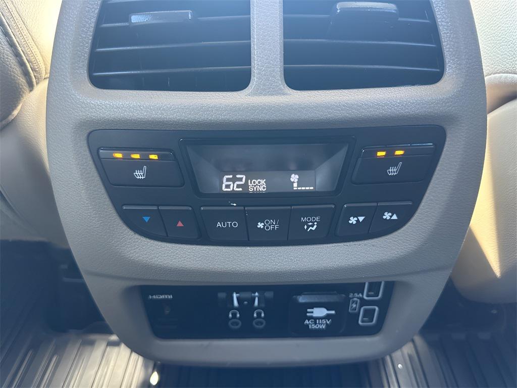 used 2022 Honda Pilot car, priced at $33,780