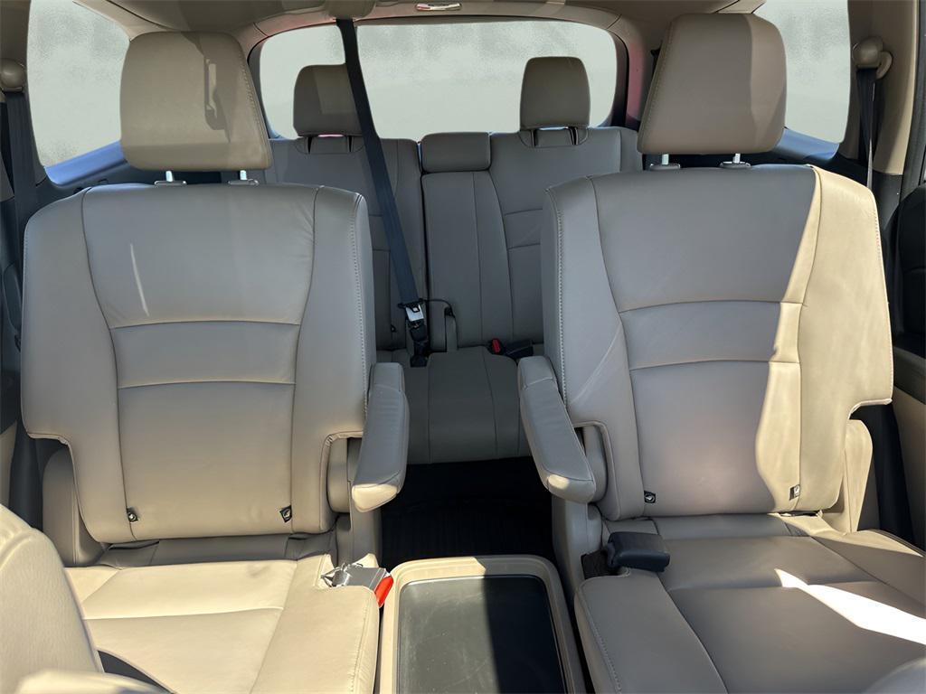 used 2022 Honda Pilot car, priced at $33,780