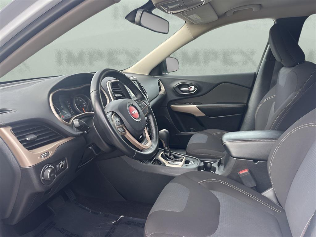 used 2017 Jeep Cherokee car, priced at $11,450
